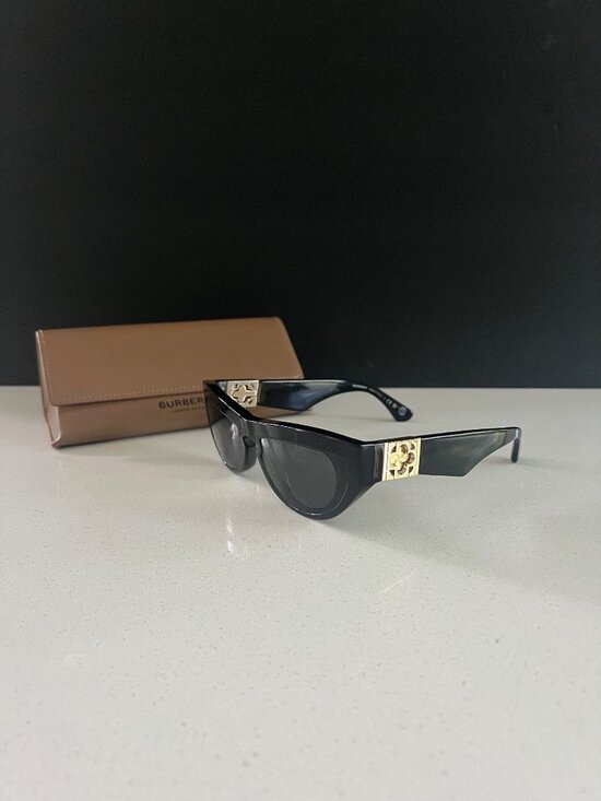 Burberry BE4422U cat eye black sunglasses